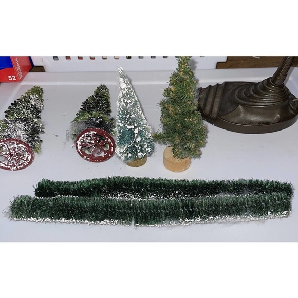 Vintage Flocked Bristle Bottle Brush & Plastic Christmas Village Trees Lot 4M - Picture 9 of 11